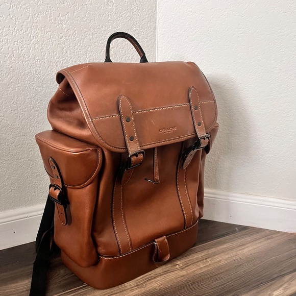 COACH Hitch Leather Backpack - Picture 3 of 4